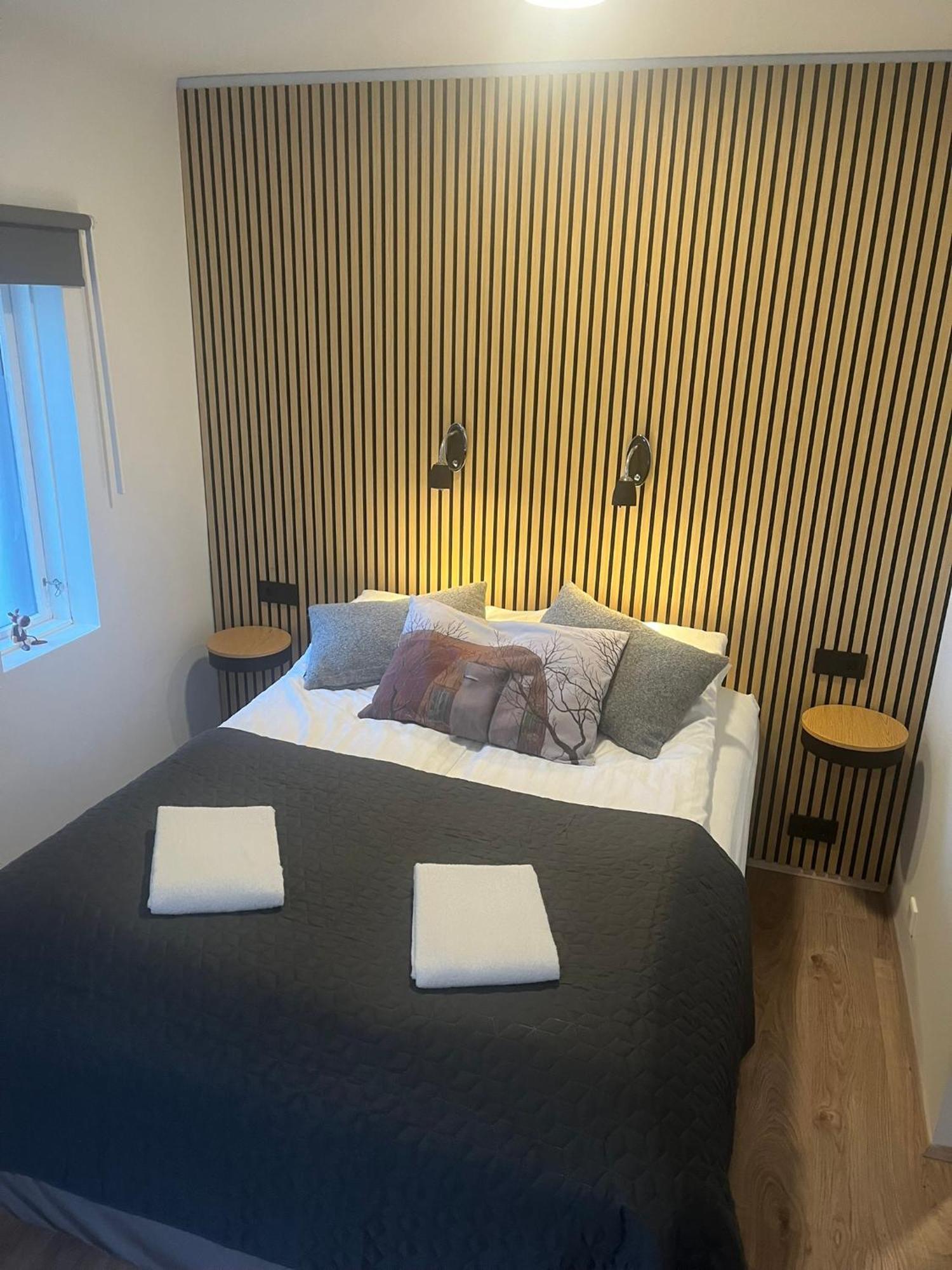 Bolstatharhlith - Studios Exteriér fotografie